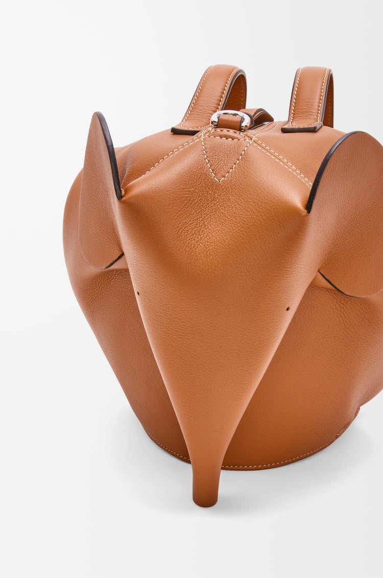 LOEWE エレファントバッグ ラージ（クラシックカーフ） タン