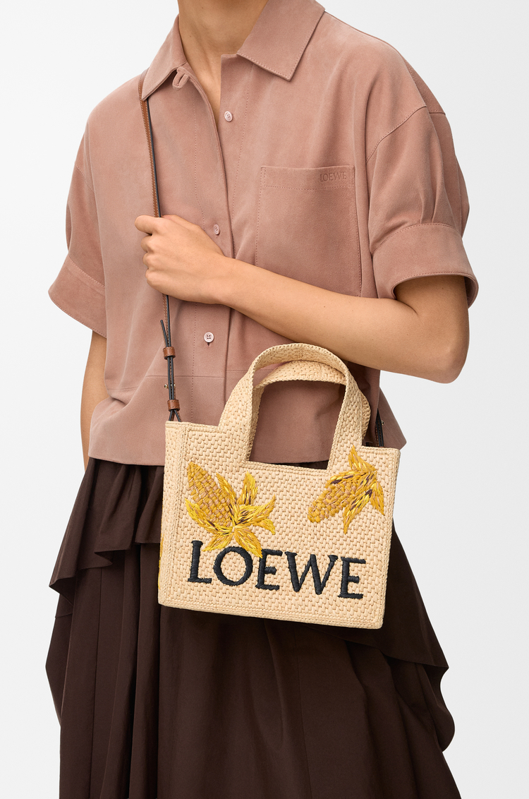 LOEWE Small LOEWE Font tote in raffia Natural/Mustard