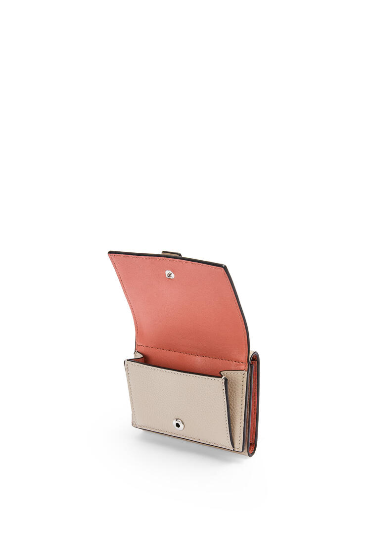 LOEWE Trifold wallet in soft grained calfskin Light Oat/Honey pdp_rd