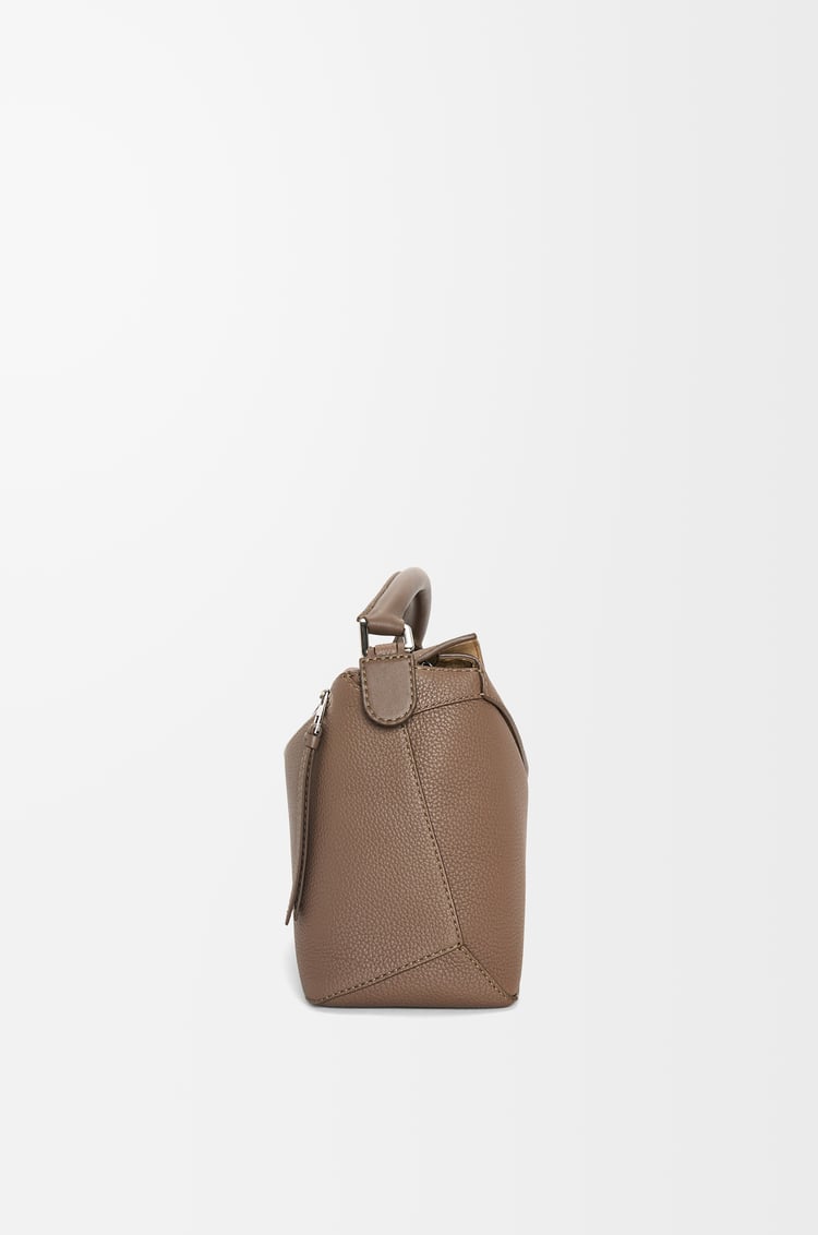 LOEWE Bolso Puzzle en piel de ternera Tundra