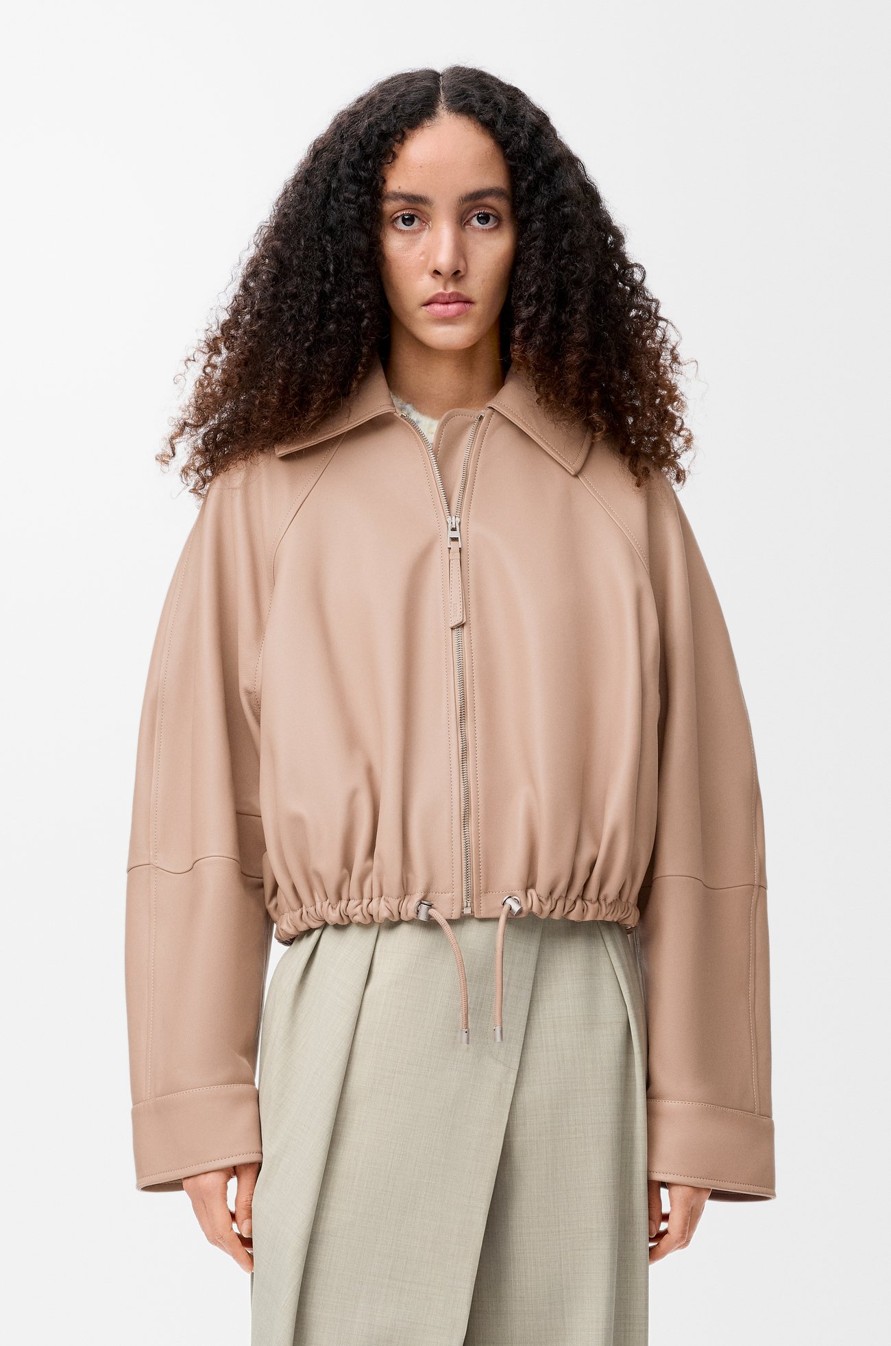 LOEWE Chaqueta globo en piel napa de cordero Beige