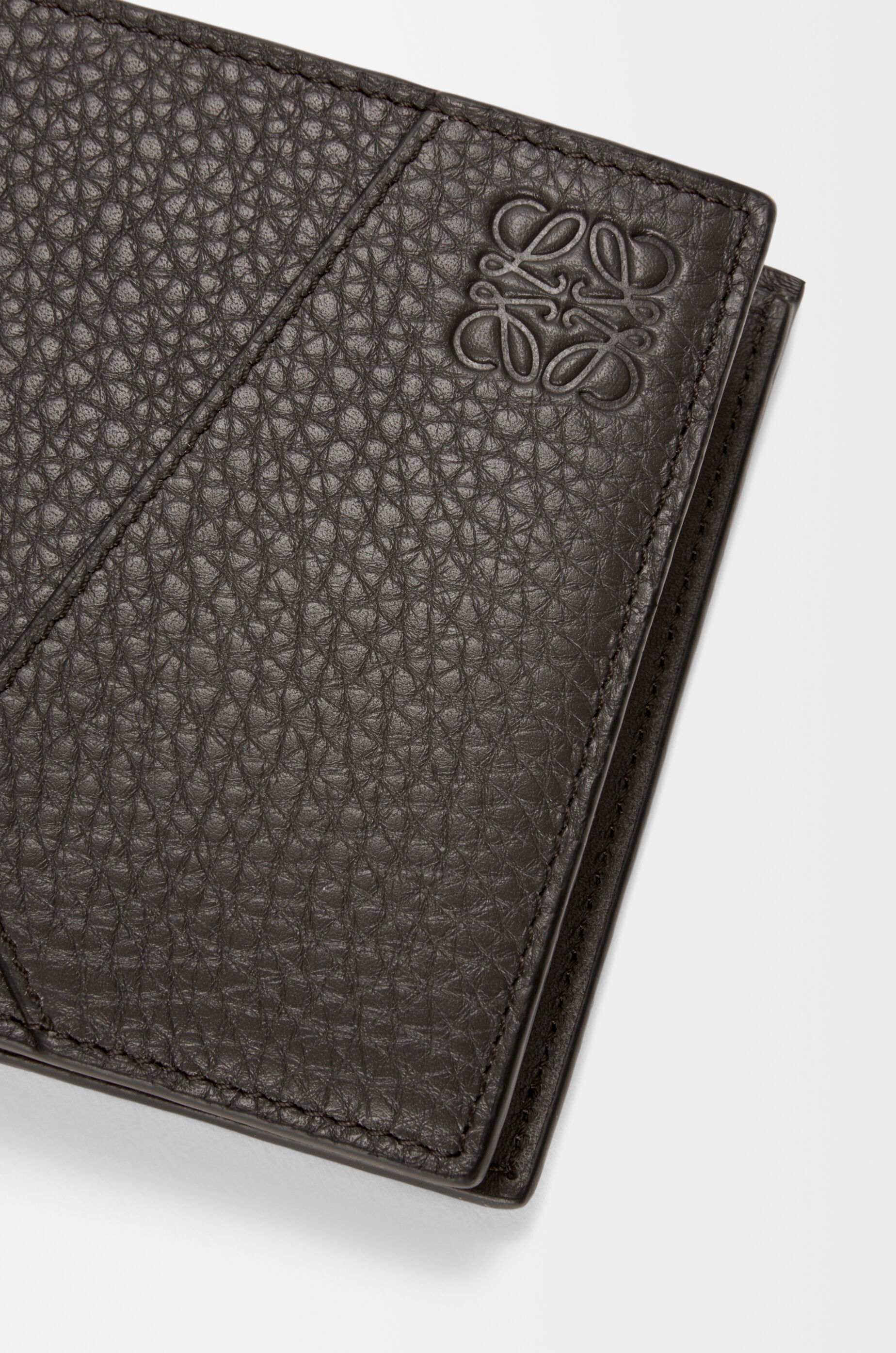 LOEWE PUZZLE EDGE BIFOLD COIN ダークグレー Puzzle bifold coin wallet in supple grained calfskin Grey - LOEWE