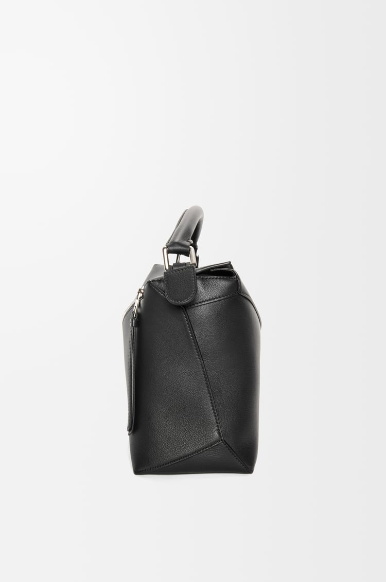 LOEWE Medium Puzzle Edge bag in classic calfskin Black