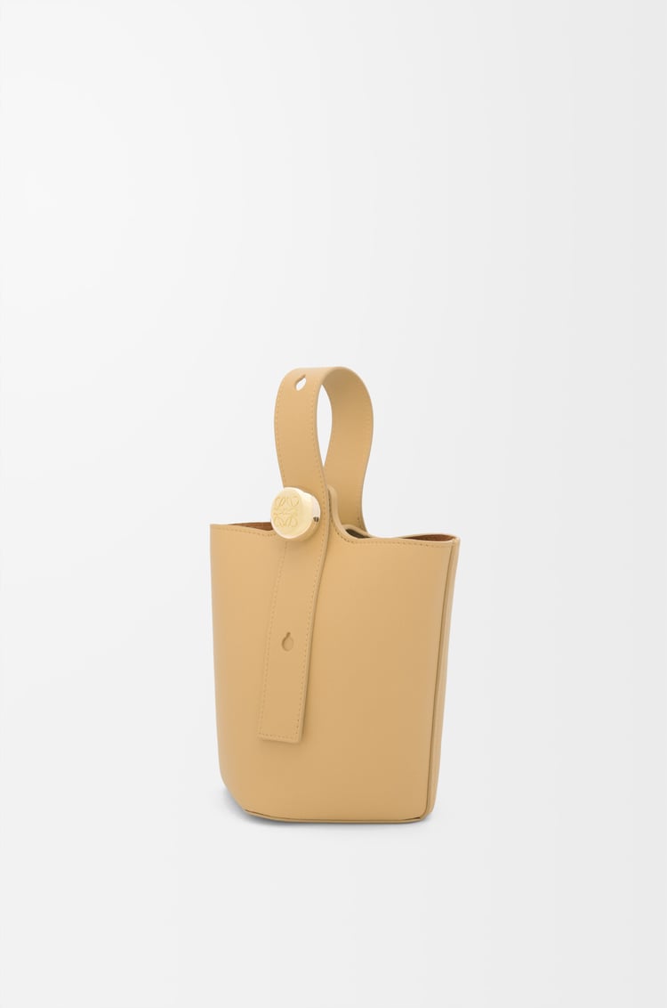 LOEWE Mini Pebble bucket in smooth calfskin Dark Butter