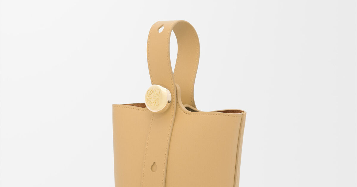 AANBBBMX01_8752_1Q.jpg?sw=1200  