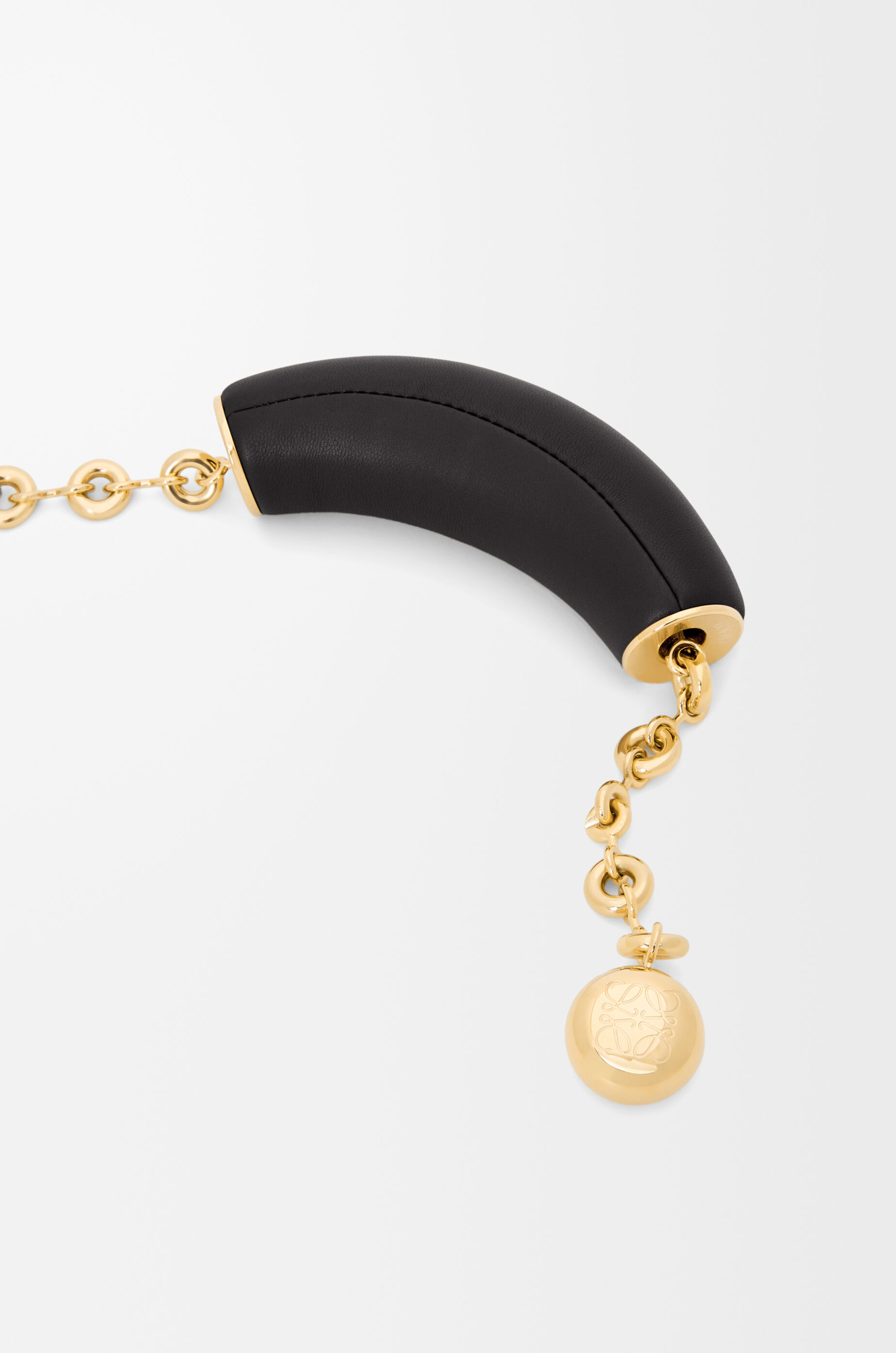 LOEWE Medium Squeeze bag in mellow nappa lambskin Black