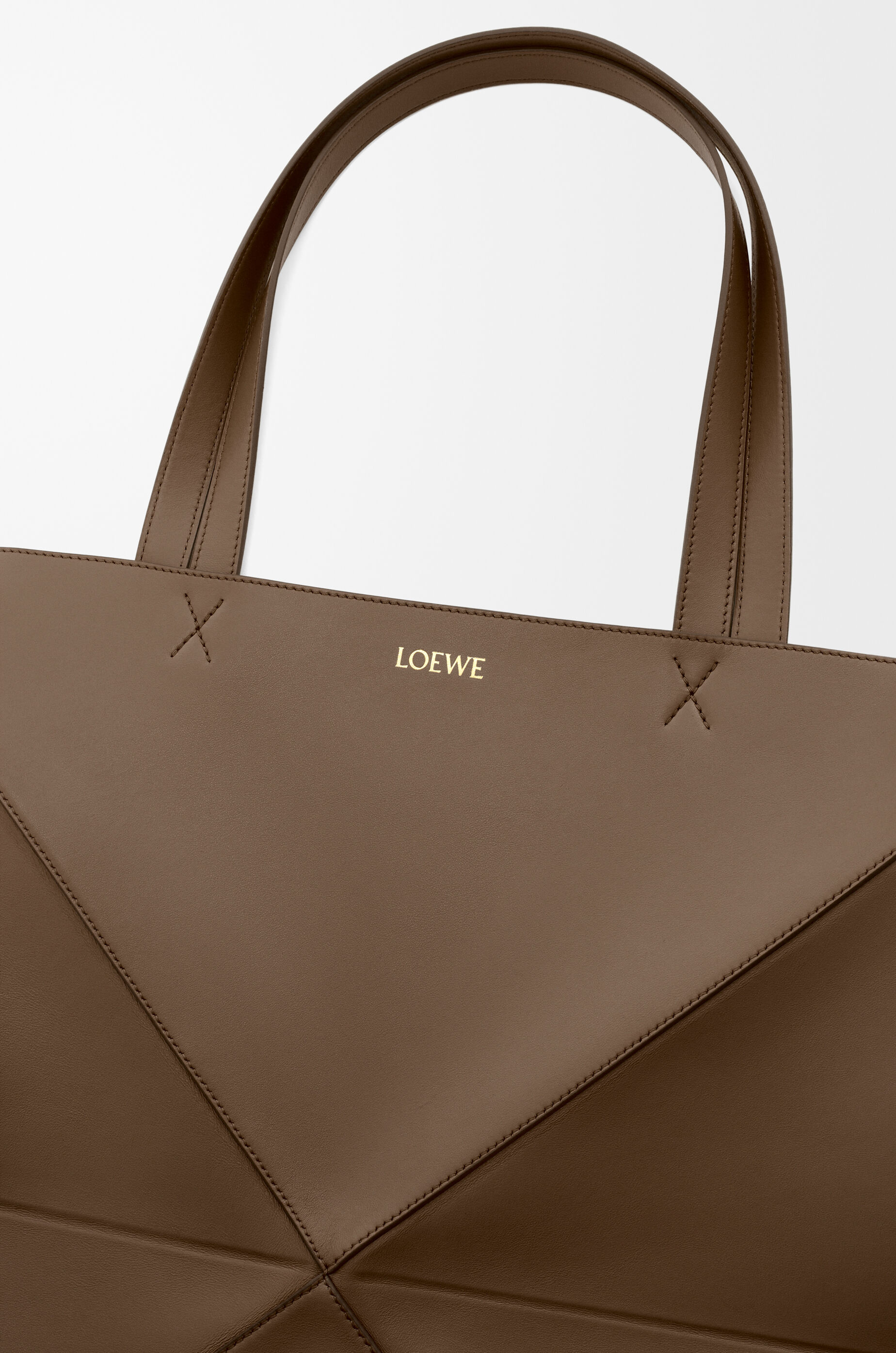 パズルフォルド トート XL（シャイニーカーフ） ブラウン - LOEWE