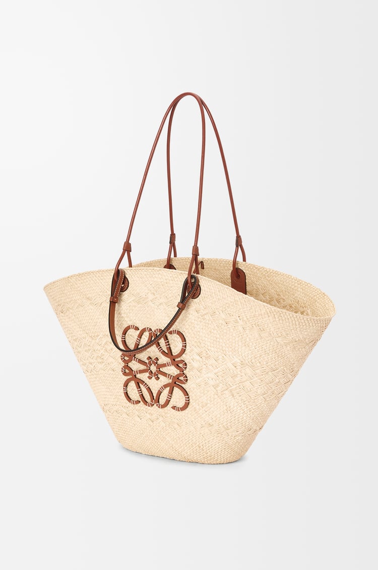 LOEWE Bolso capazo Anagram grande en palma de iraca y piel de ternera Natural/Bronceado