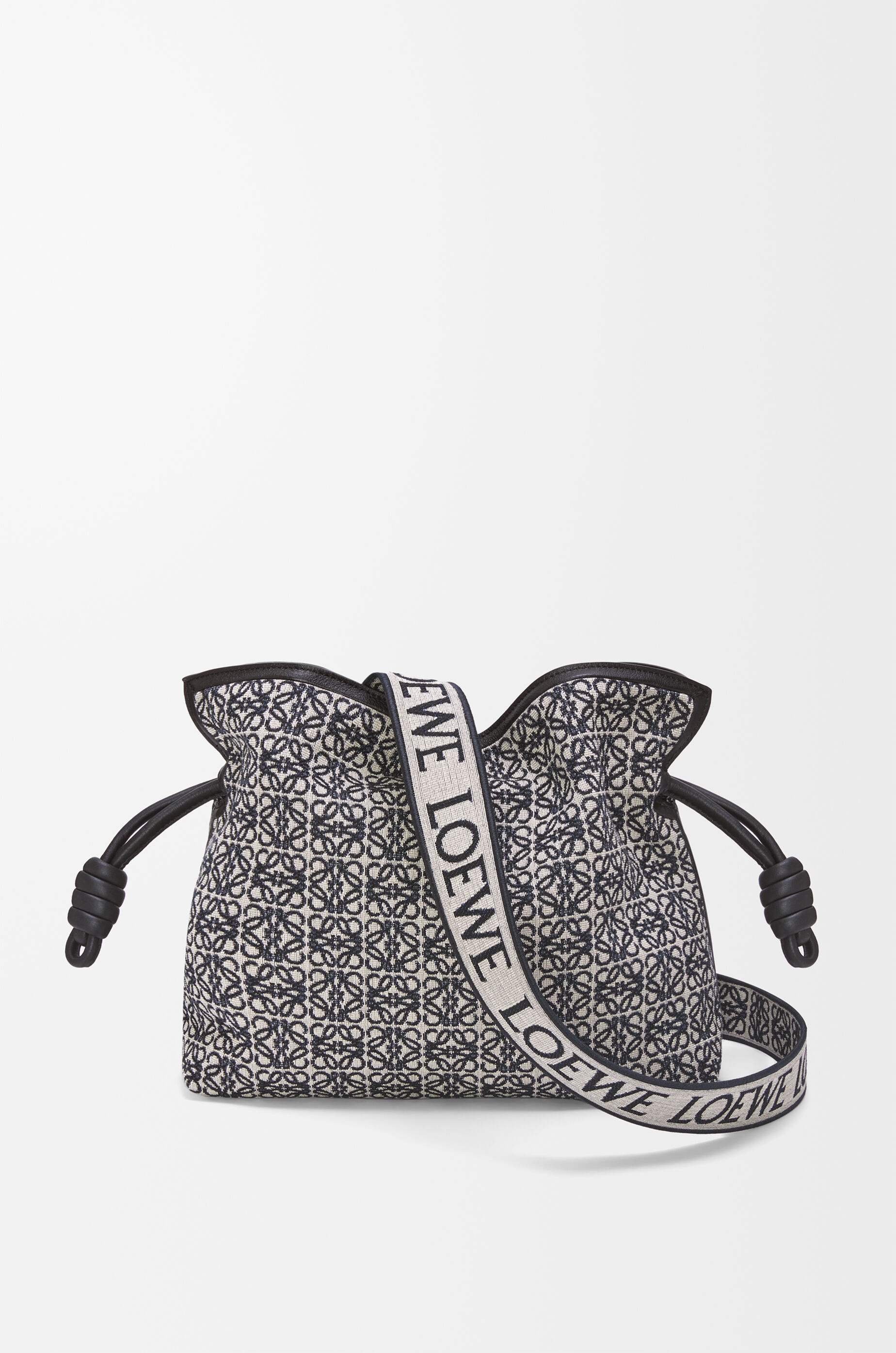新品付属品付】LOEWE アナグラム サンダル ネイビー レディース