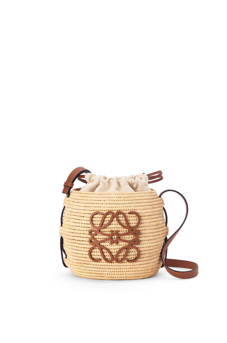 LOEWE Beehive Basket bag in raffia and calfskin Natural/Tan pdp_rd