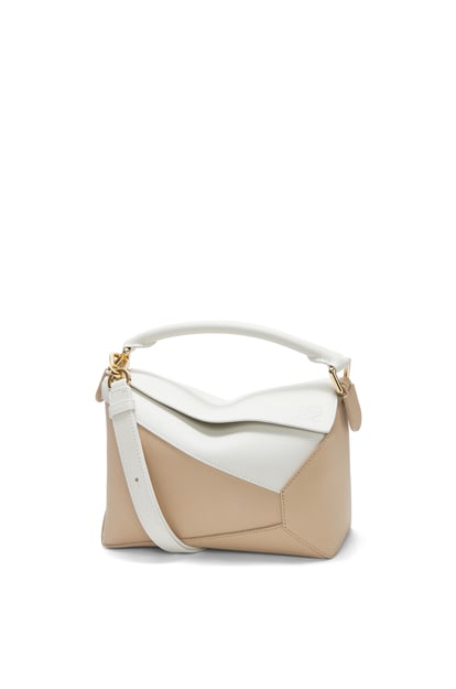 LOEWE Small Puzzle bag in classic calfskin Soft White/Paper Craft