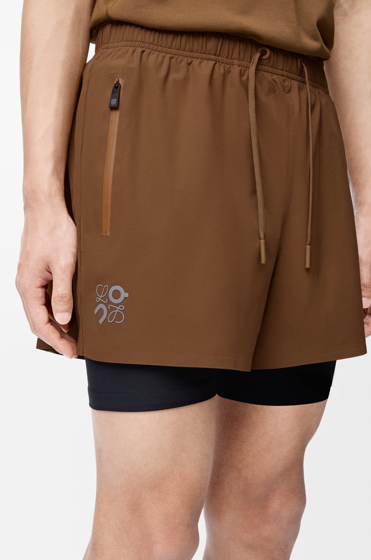 LOEWE 科技材質高性能短褲 太妃糖色