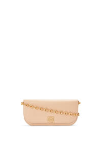 LOEWE ゴヤ チェーン クラッチ ロング (シルクカーフ) ヌード