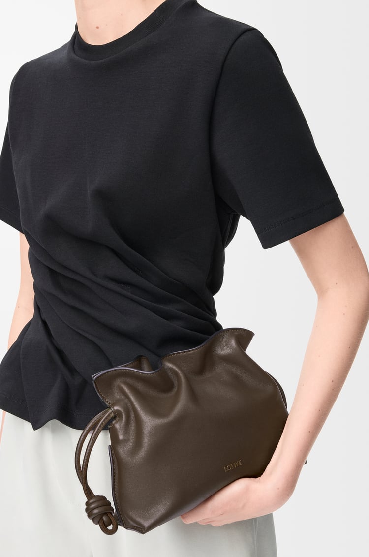 LOEWE フラメンコクラッチ ミニ（ナパカーフ） チョコレート