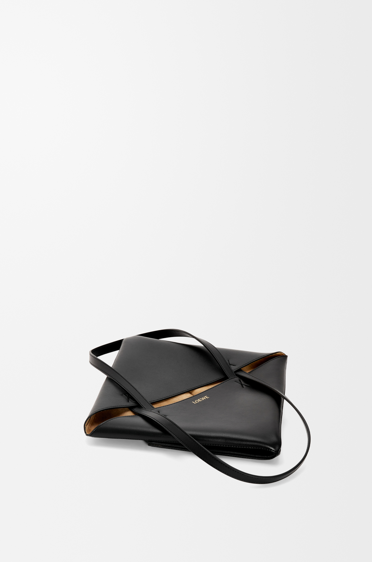 LOEWE Bolso Puzzle Fold tote mediano en piel de ternera Negro plp_rd