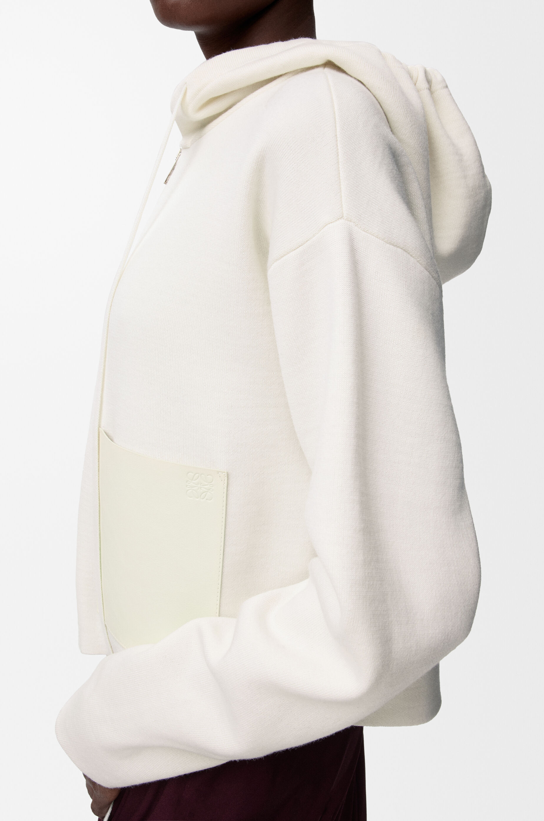 ジップアップ フーディー（ウール） ホワイト - LOEWE