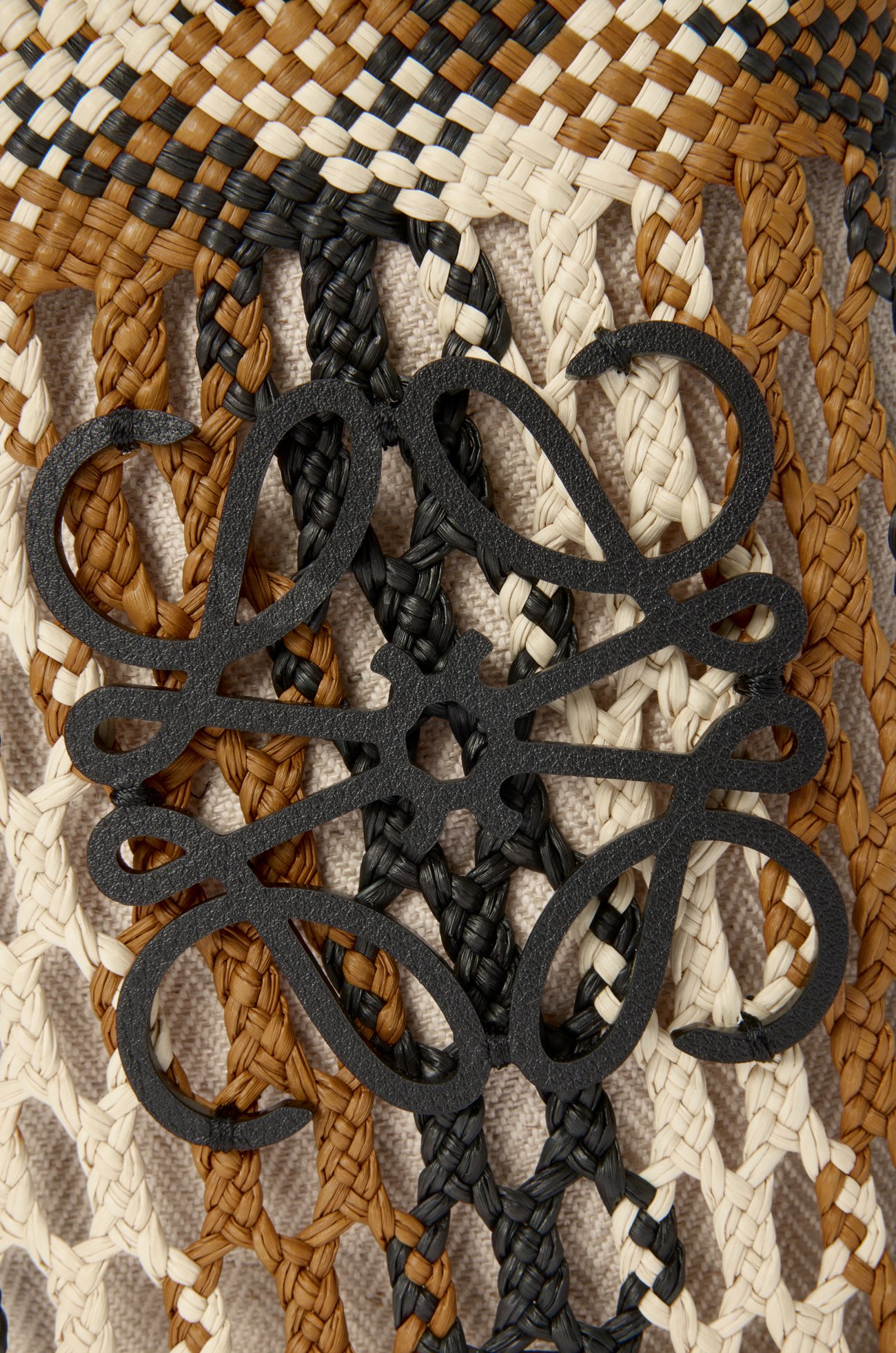 LOEWE Square pocket in iraca palm and calfskin Chocolate/Ochre