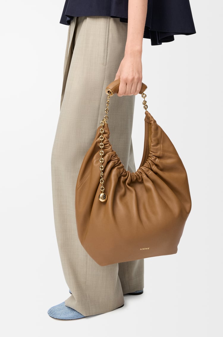 LOEWE Medium Squeeze bag in mellow nappa lambskin Oak