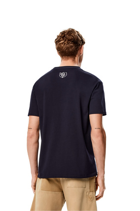 LOEWE Embroidered T-shirt in organic cotton Ultramarine Blue plp_rd