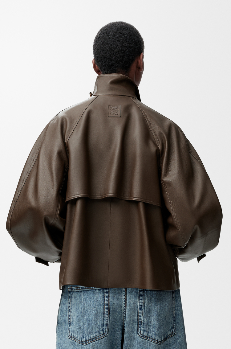 LOEWE 纳帕牛皮革短款派克大衣 深绿色