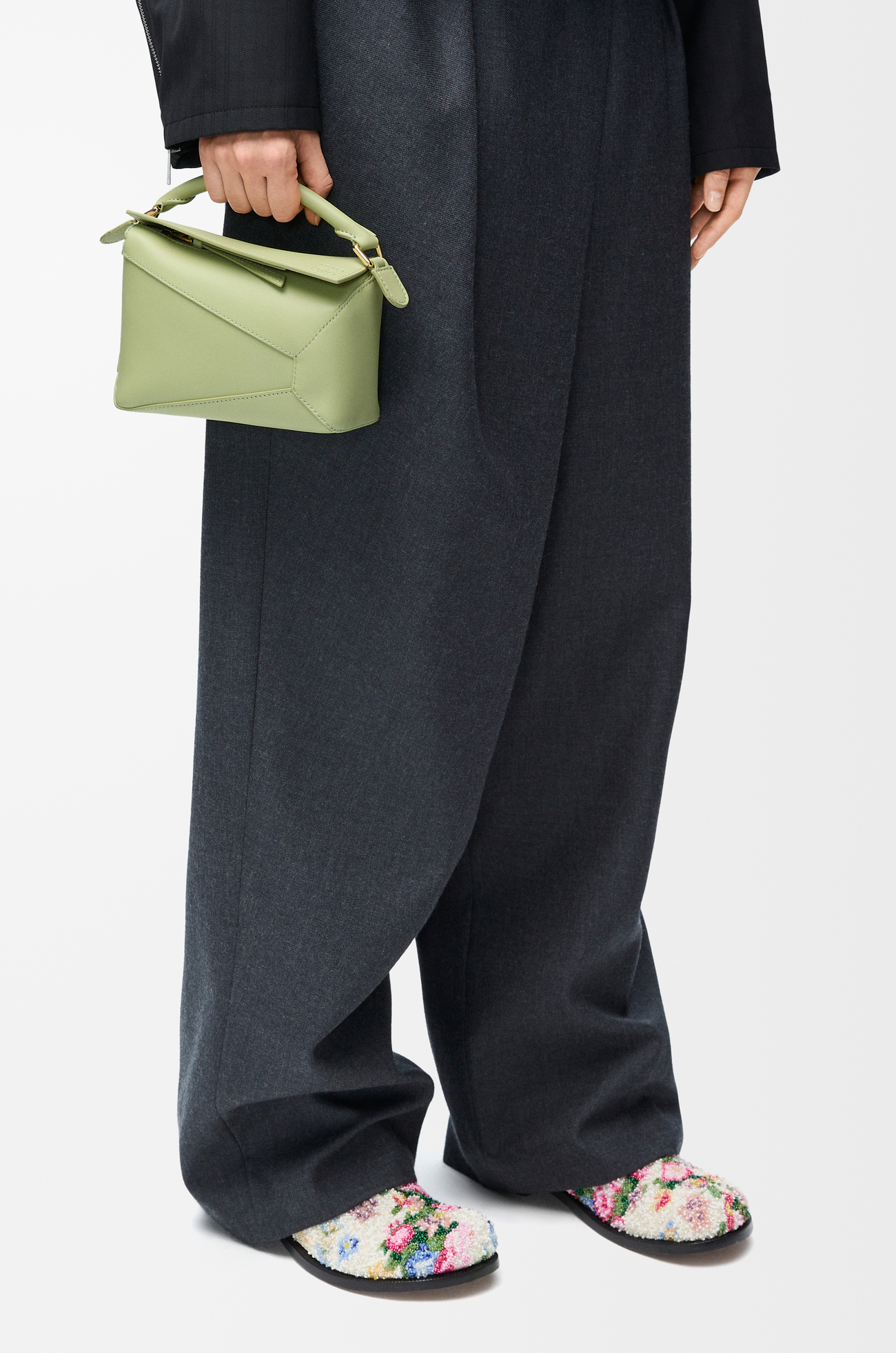 LOEWE Bolso Puzzle mini en piel de ternera Pera Claro