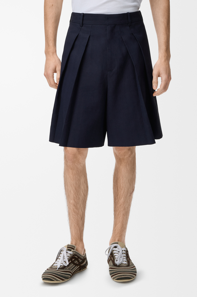 LOEWE Pleated shorts in cotton and linen Navy/Black