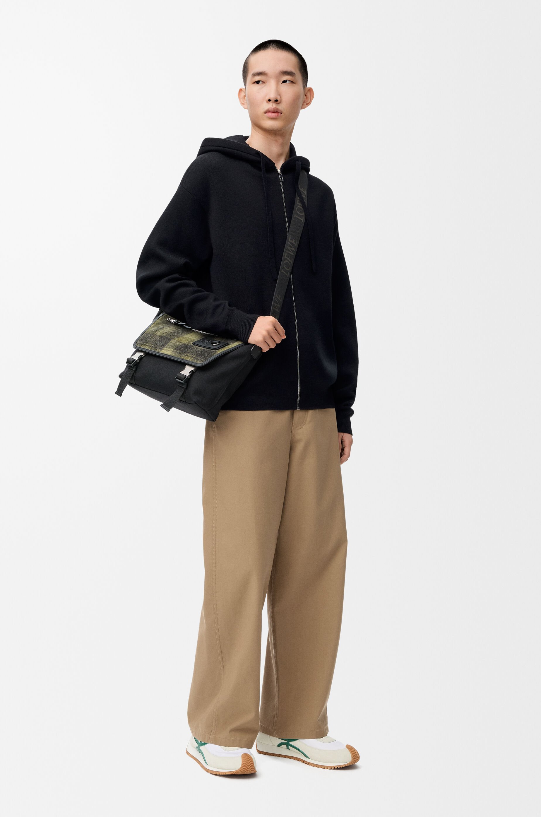アナグラム ジップアップ フーディー（ウール） ブラック - LOEWE