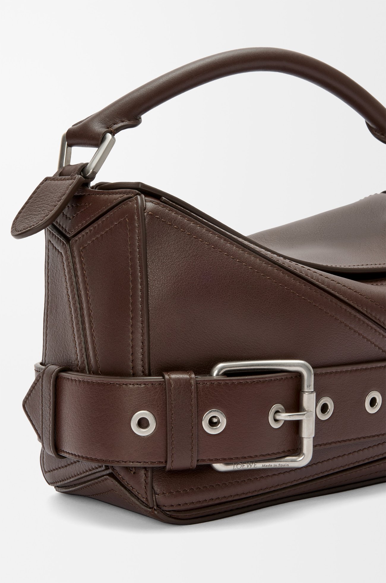LOEWE 小型亮面小牛皮 Puzzle Biker 包款 深布朗尼色