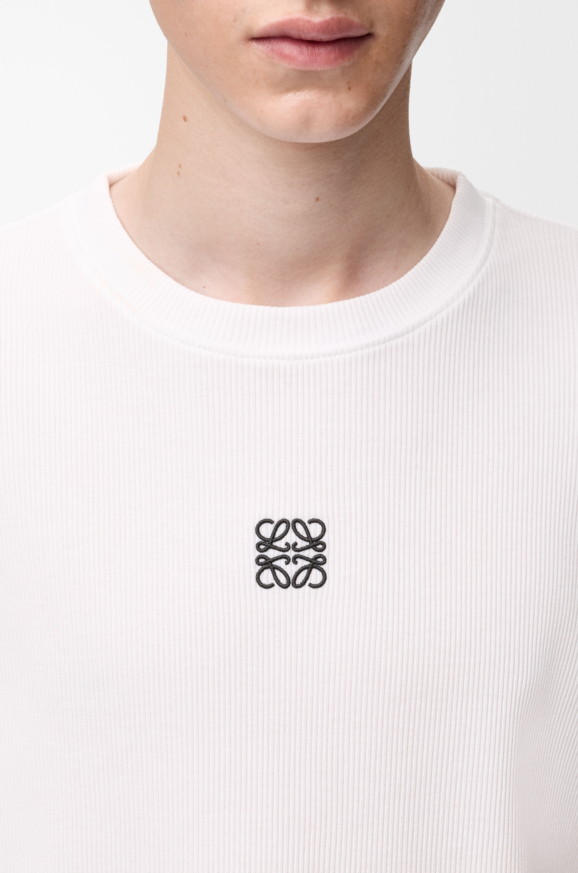オーバーサイズフィット ロングスリーブ Tシャツ（コットン） ホワイト