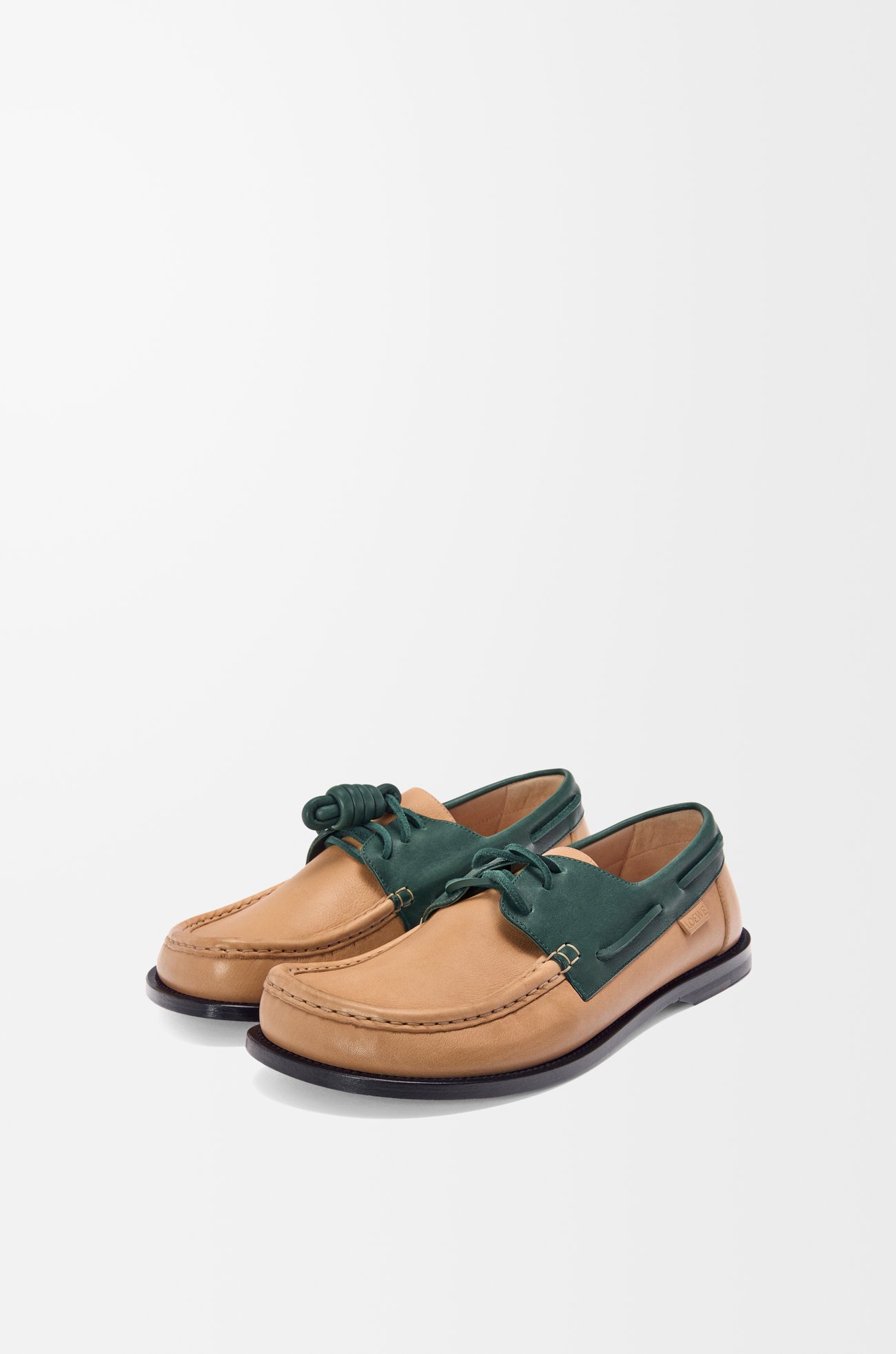 LOEWE Campo boat shoe in soft calfskin Cinnamon/Green