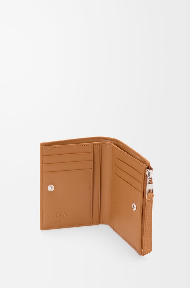 LOEWE 柔軟粒面小牛皮 Puzzle 窄版短錢包 淺峽谷棕色