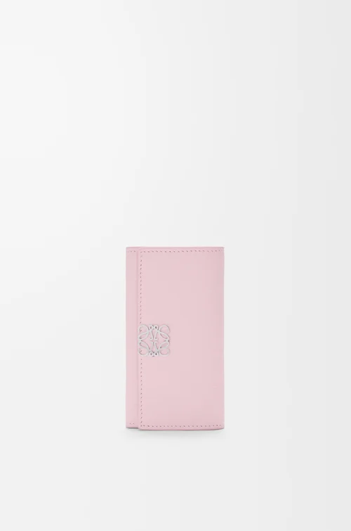 LOEWE アナグラム キーケース（ペブルグレインカーフ） ブロッサム