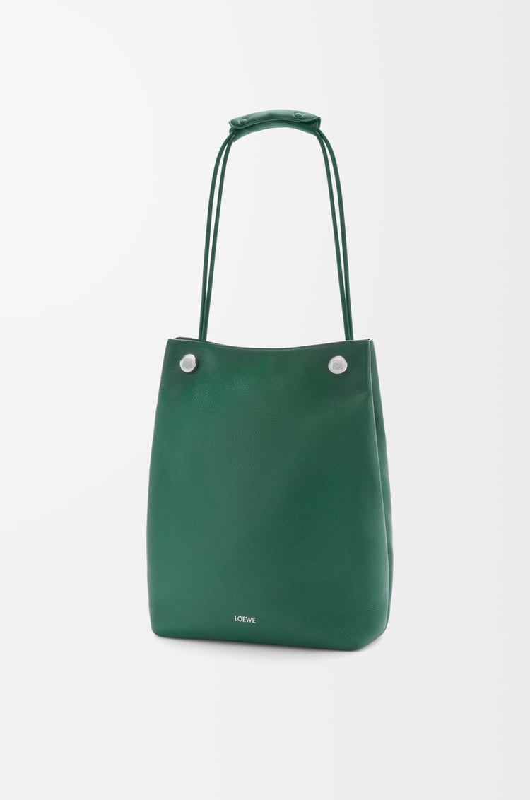 LOEWE Bolso Pebble Hobo en piel de ternera graneada Verde Oscuro