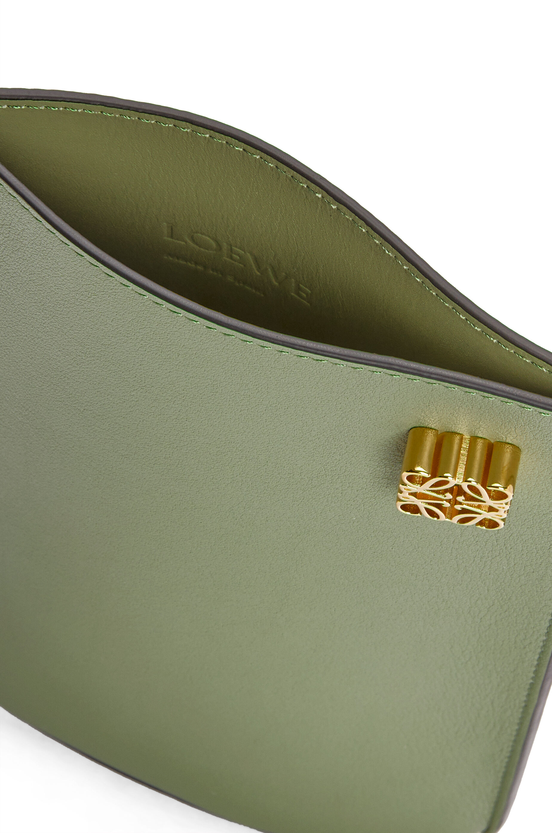 Dice pocket in classic calfskin Rosemary LOEWE
