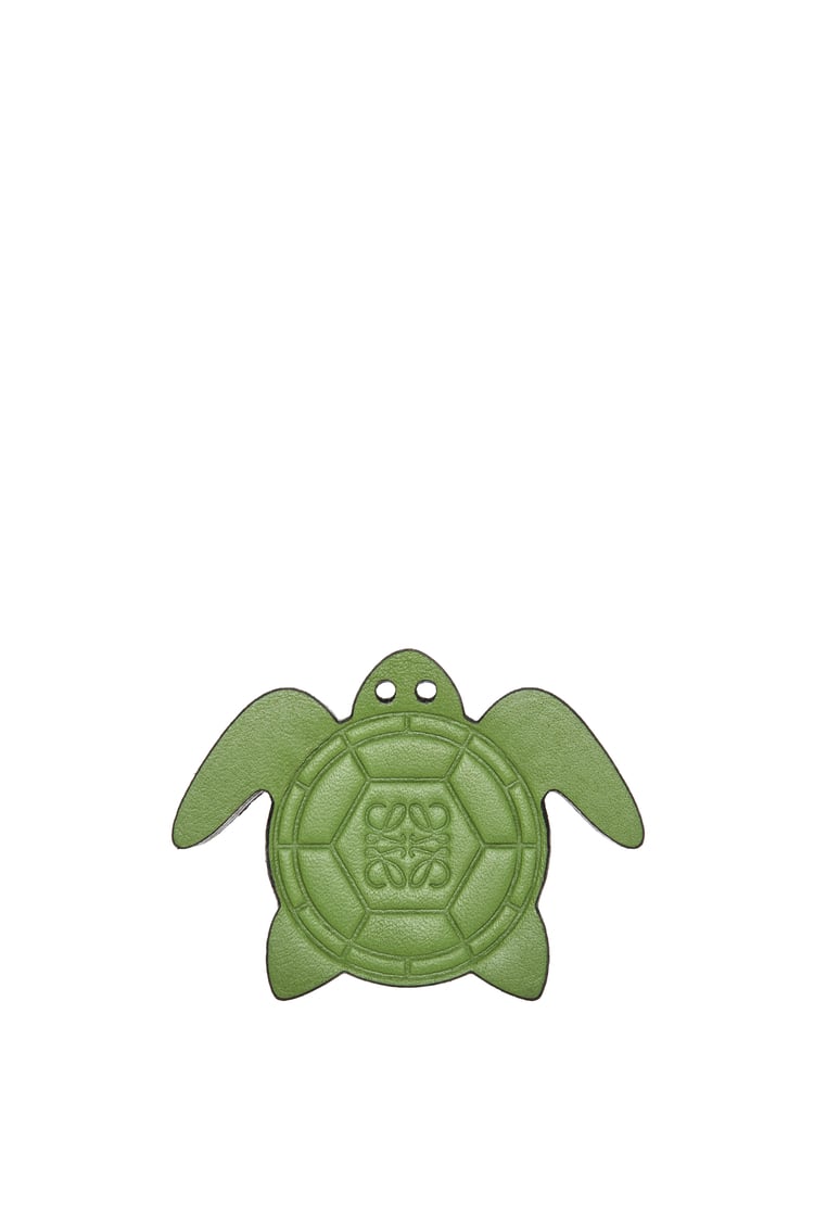 LOEWE Turtle dice in classic calfskin Spring Green/Tan