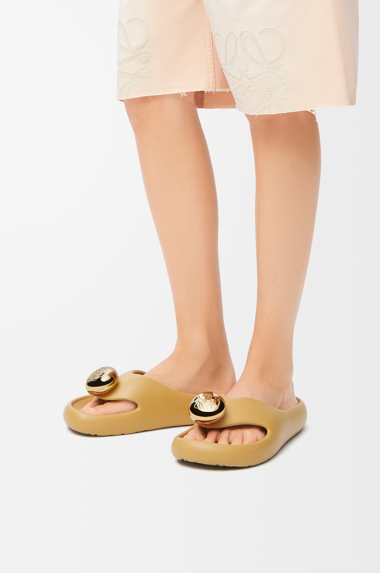 LOEWE Sandalia Foam Pebble Corrector Medio/Dorado