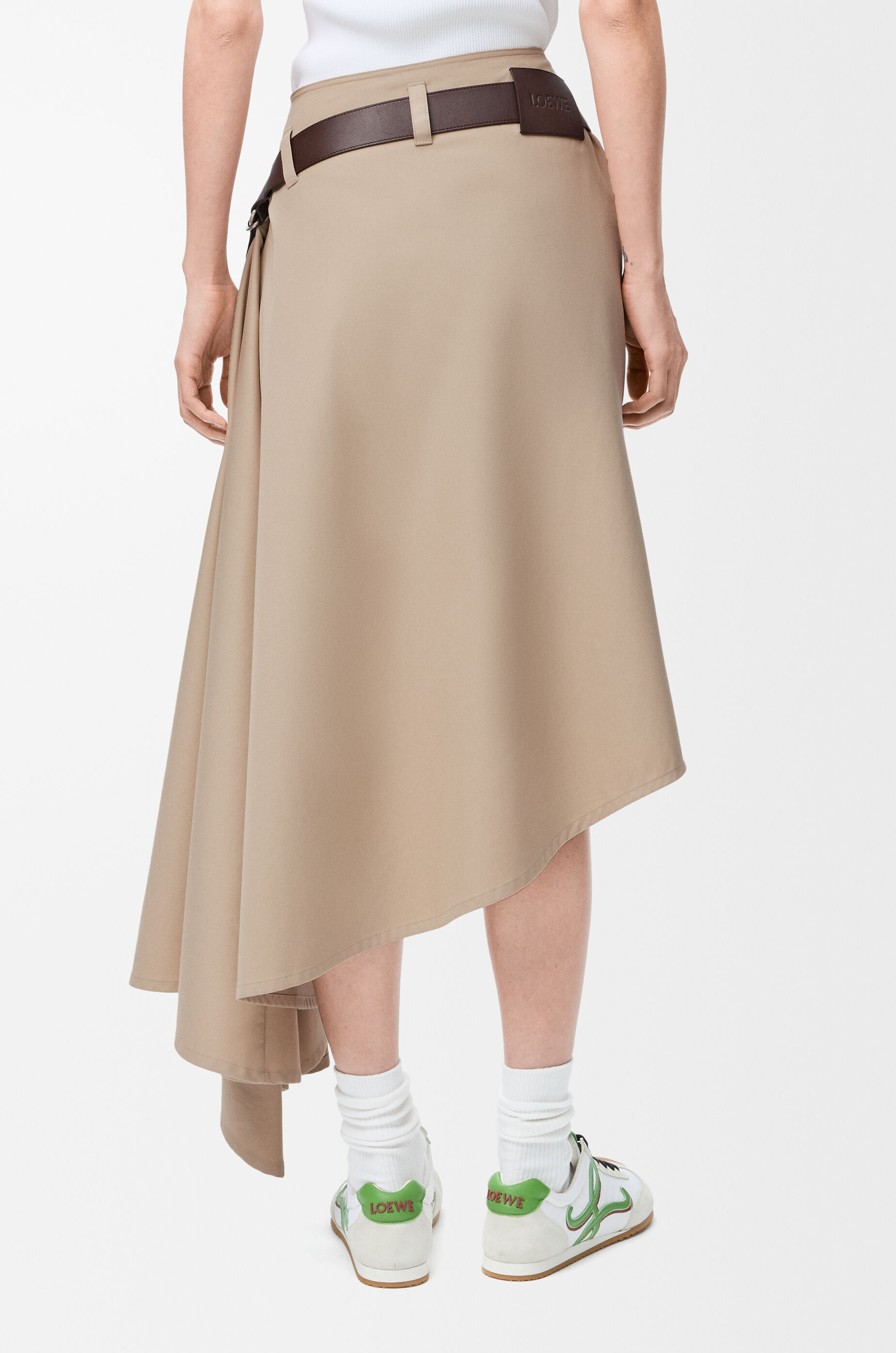 ベルテッド スカート（コットン&シルク） ベージュ - LOEWE Japan