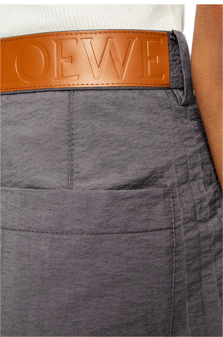 LOEWE Cargo shorts in cotton and polyamide Stone Grey pdp_rd
