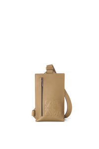 LOEWE Vertical T Pocket in grained calfskin Dark Toffee