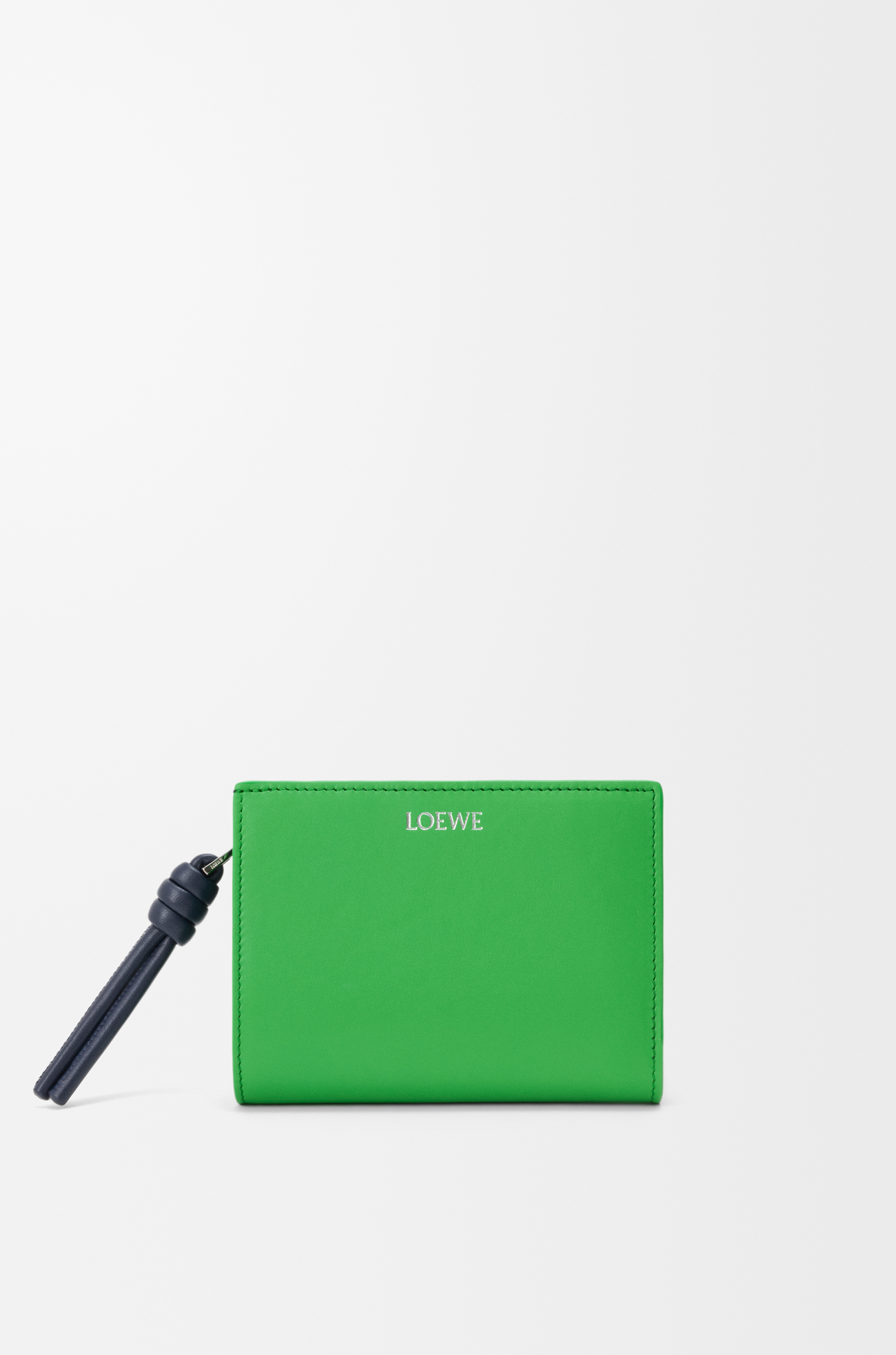 LOEWE 亮面納帕小牛皮繩結短皮夾 四葉草綠色/黑色
