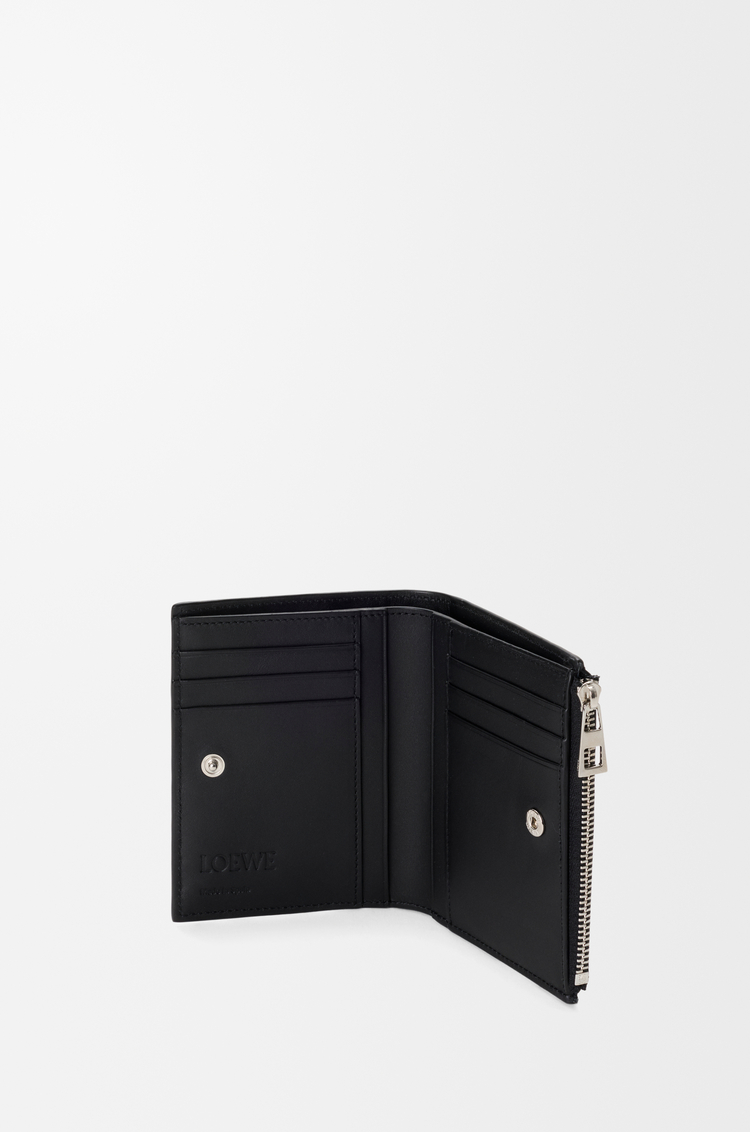 LOEWE スリム コンパクト ウォレット（シャイニーカーフ） ブラック