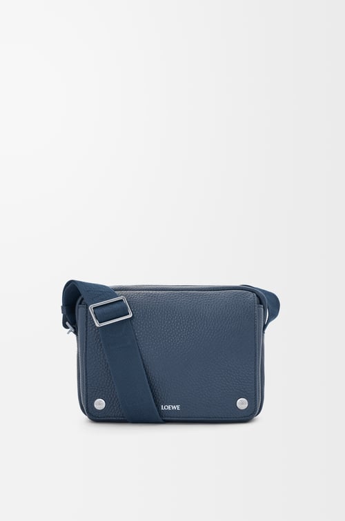 LOEWE ペブル メッセンジャーバッグ ミディアム（サプルグレインカーフ） インディゴダイ