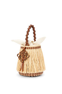LOEWE Small Frayed Bucket bag in raffia and calfskin Natural/Tan