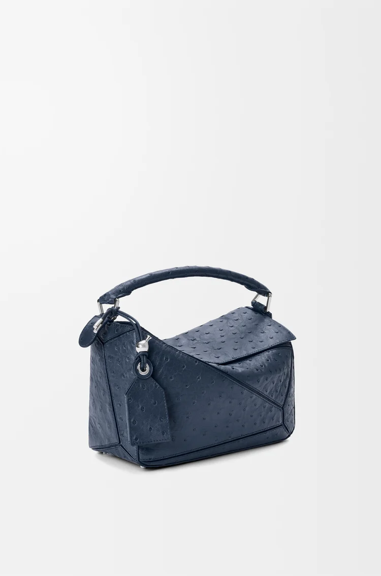 LOEWE フェザーライト パズルバッグ スモール（オーストリッチ） ディープネイビー