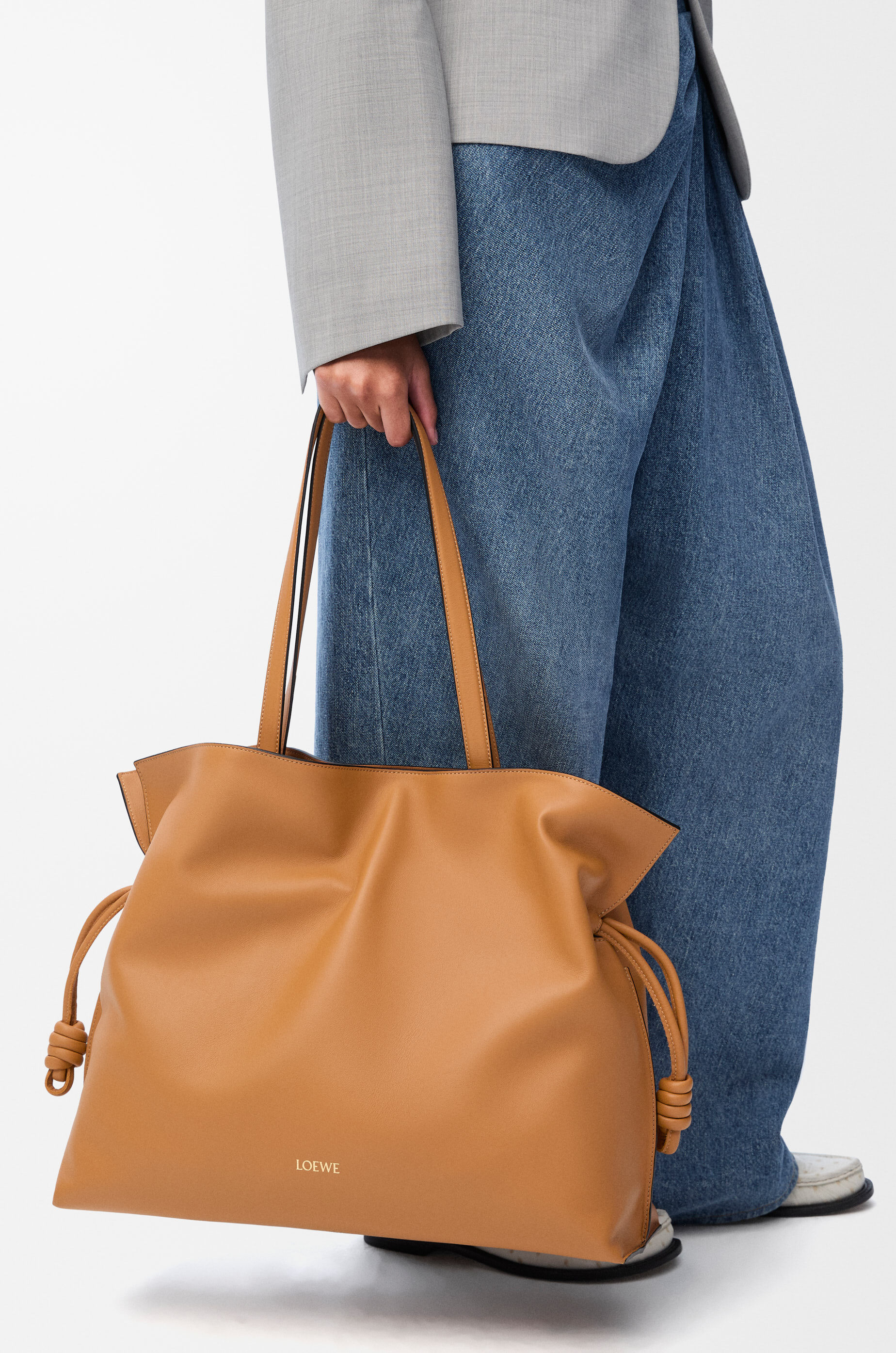Loewe flamenco tote bag outlet