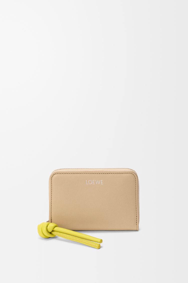 LOEWE ジップ コインパース（シャイニーナパカーフ） ベージュ/レモン