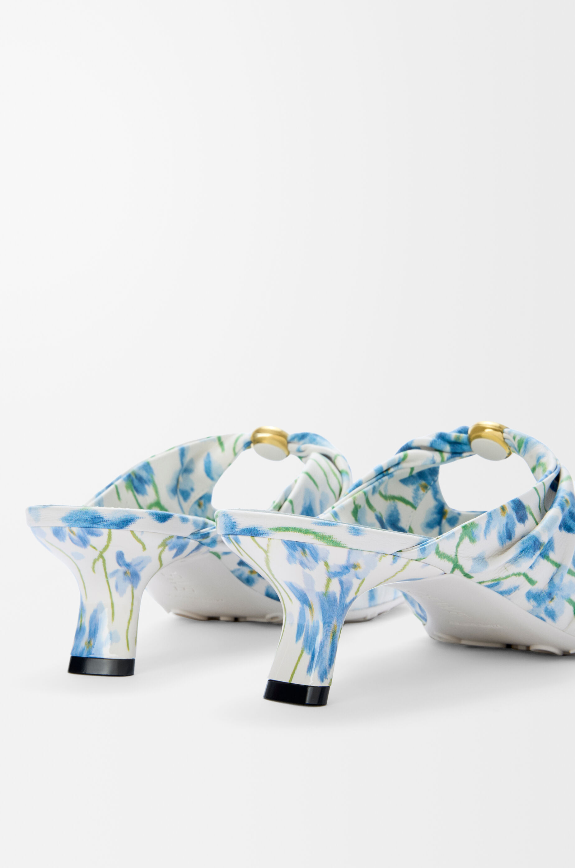LOEWE ロエベ ミュール ナパラム フローラルプリント ペタル ペブル ソフト ミュール（プリントナパラム） ホワイト - LOEWE