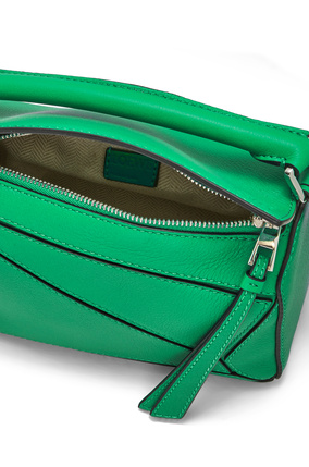 LOEWE Mini Puzzle bag in classic calfskin Jungle Green plp_rd
