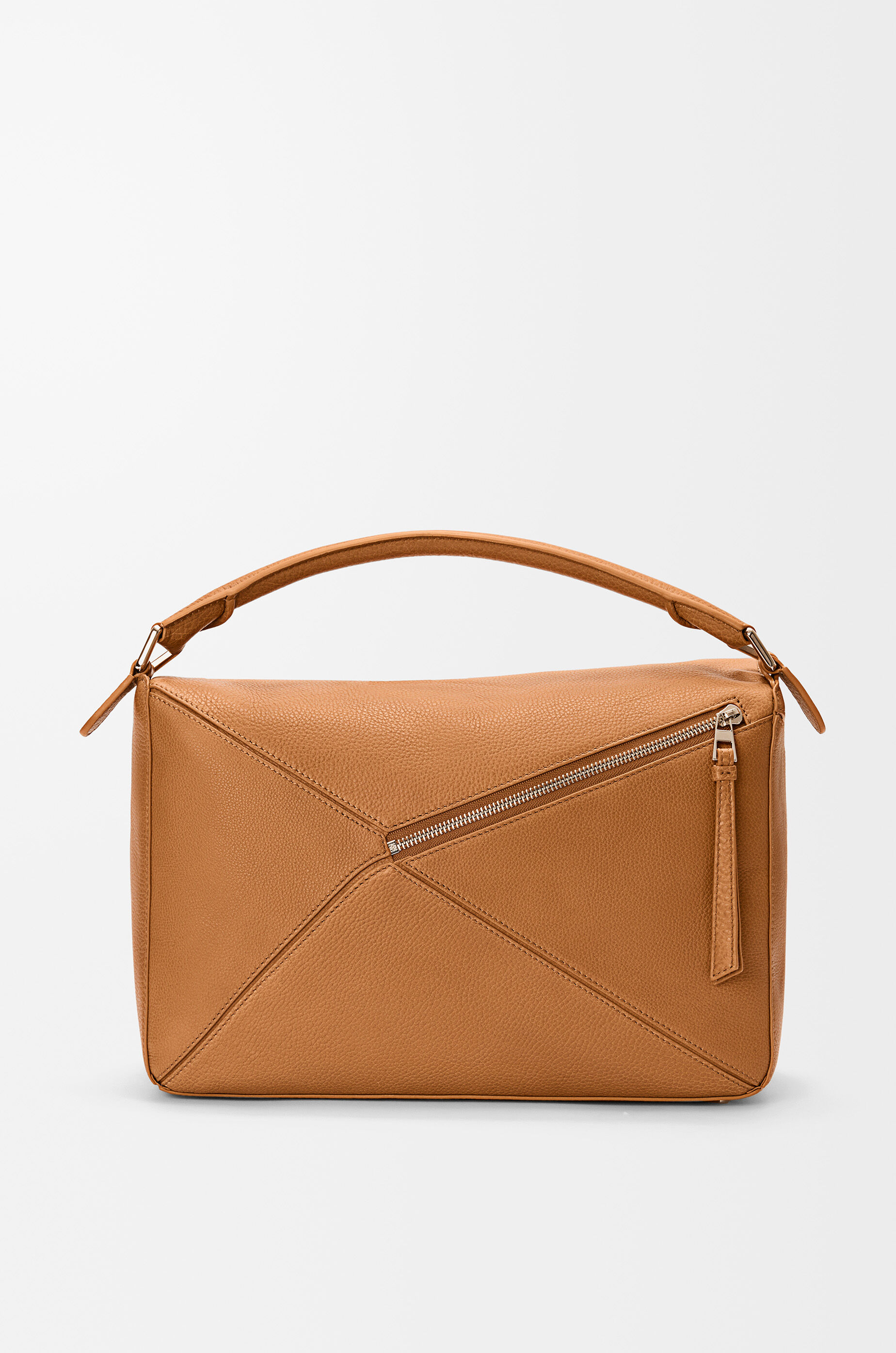 パズルバッグ ラージ（サプルグレインカーフ） ブラウン - LOEWE