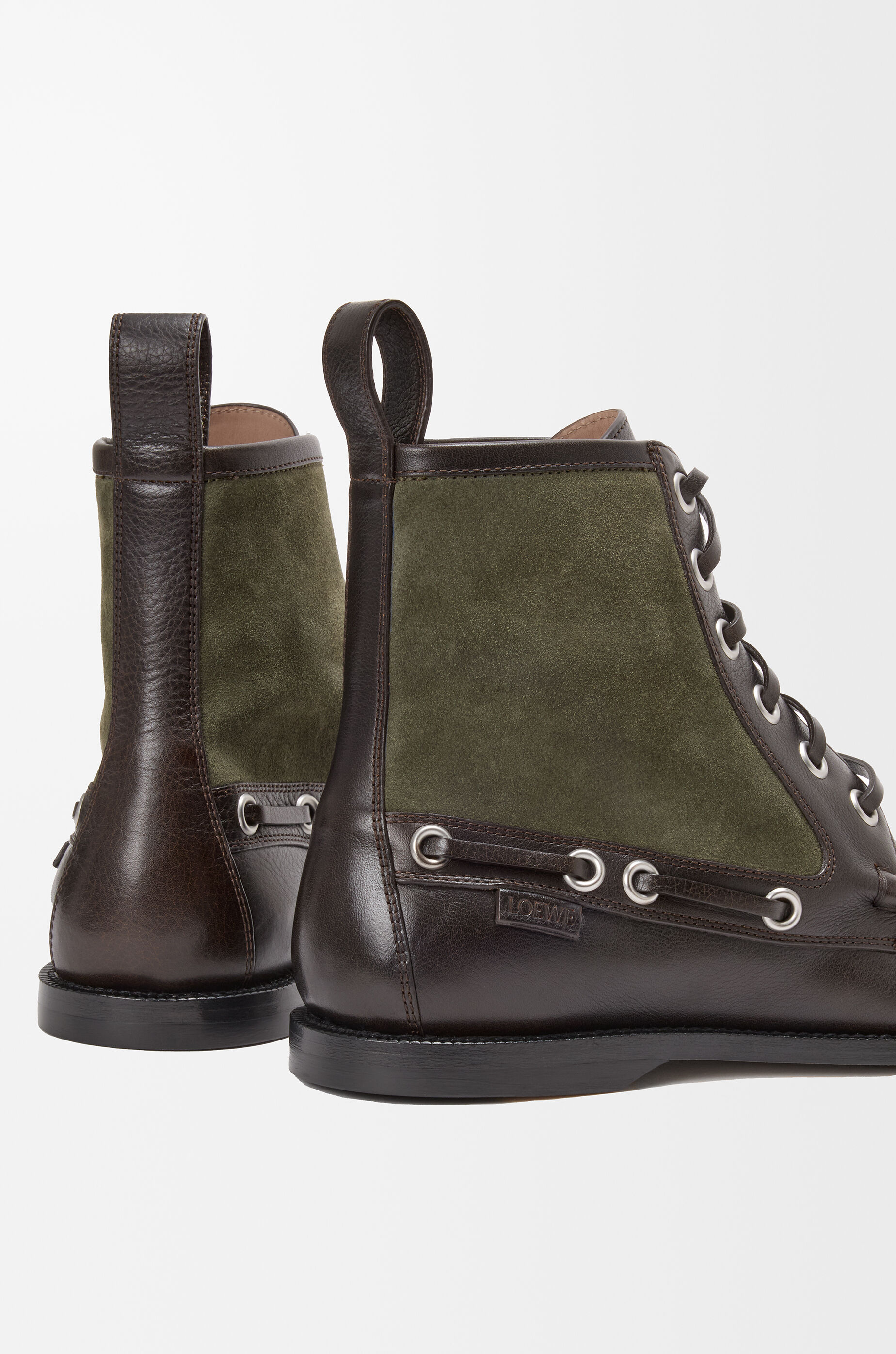 (sale)ロエベ Campo カーキ レザー ブーツ Campo loafer bootie in calfskin and suede calfskin Brown - LOEWE
